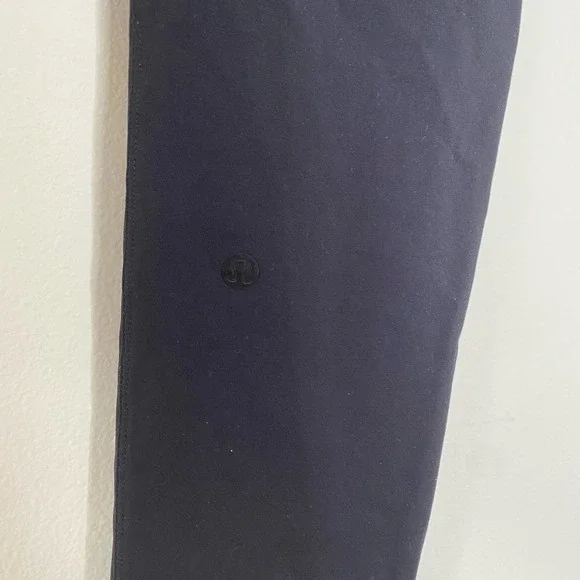 LULULEMON Black Drawstring Slim Fit Athleisure Pants Size 4 - Picture 6 of 7